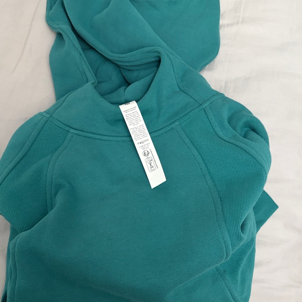 NWOT Lululemon Scuba Oversized side-slit Hoodie XS/S - Picture 8 of 8